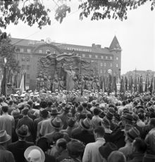 Invigning av Brantingstatyn på Norra Bantorget