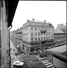 Hamngatan, puckeln, från söder. Malmskillnadsgatan norrut