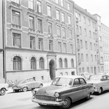 Grev Magnigatan 12 och 10