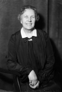 Porträtt av författaren Ida Gawell-Blumenthal, Delsbostintan