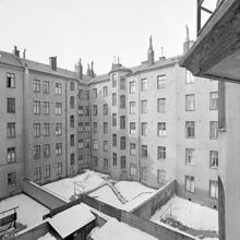 Strandvägen 29 - 33, gården