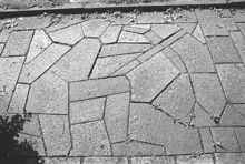 Stadshusträdgården, detalj av stenläggningen i  Wallenbergs trädgård
