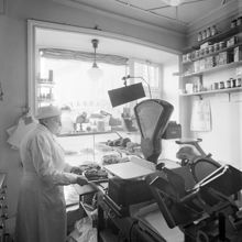 Malmskillnadsgatan 38. Maria Bergs Matvaruaffär