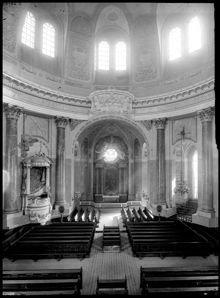 Interiör av Hedvig Eleonora kyrka, mot koret