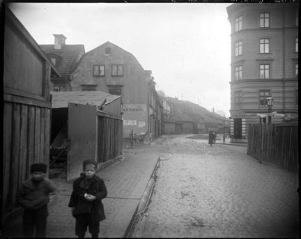 Tjärhovsgatan österut från Renstiernas Gata