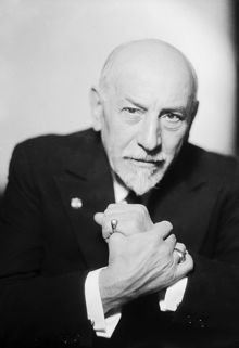 Porträtt av Luigi Pirandello, italiensk författare