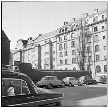 Artillerigatan 63 till 67, sedd från Östermalmsgatan