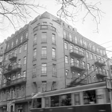 Sturegatan 32 t.v. och Kommendörsgatan 1 