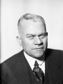 Porträtt av man, Jehander