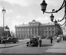 Gustav Adolfs torg från öster