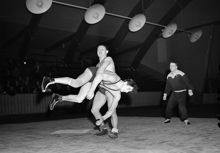 Ringvägen 68-70, Eriksdalshallen. Brottning. DIF möter tyska brottare