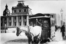 Gamla Operan under rivning 1892