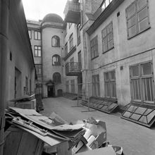 Drottninggatan 38, gården