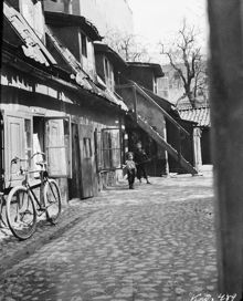 Gårdssidan av Södermannagatan 5. Huset revs 1904