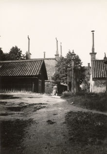 Kvinna med ämbar på Kungsklippan