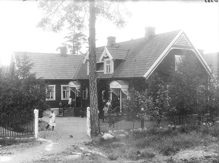 Hagalunds arbetsstuga från vägen
