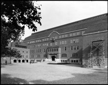 Östermalms läroverk vid Karlavägen 47-49