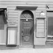 Portalen till Humlegårdsgatan 6