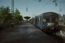 Nynäshamns station med pendeltåg