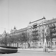 Strandvägen 39, 37 och 35 t.v