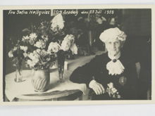 Sofia Hellqvist 104 år!