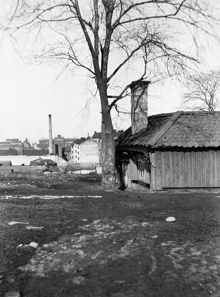 Vy norrut över kvarteret Helgan Större 22, Blekingegatan 39. Läroverket Södra Latin i fonden.